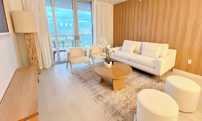 Hallandale Beach Apartamento | Luxury Ocean Views Apt 1208