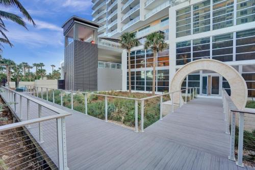 Singer Island Apartamento | Luxury Ocean View 2BR