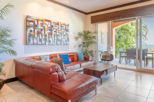 Jacó Apartamento | Luxury, ocean view, 3-bedroom condo @ Los Sueños