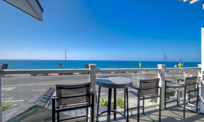 Carlsbad Apartamento | Luxury Ocean Views & Steps To The Sand - Tower 36 Upper Condo Unit