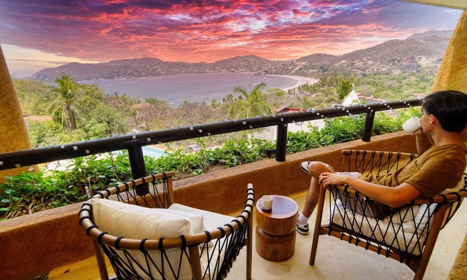 Playa Las Gatas Apartamento | Luxury Oceanfront Retreat at Armadillo Villas