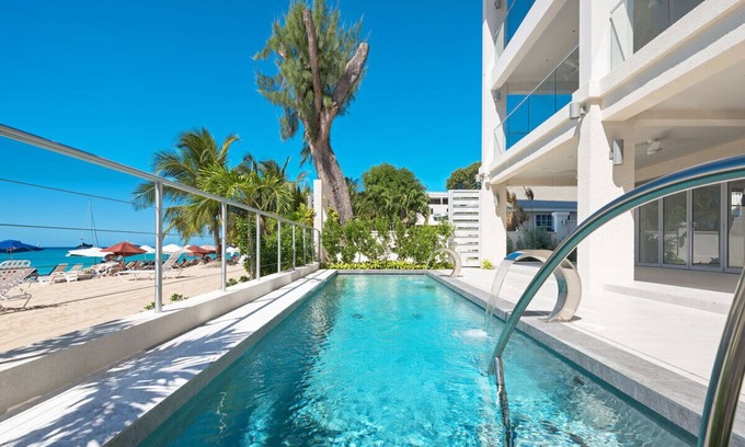 Old Trees Bay Apartamento | Condominio de lujo frente al mar con piscina - The Villa at The St. James (4 camas)
