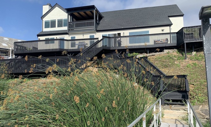 Lake San Marcos Casa | Luxury on the Lake - Newly remodeled home in Lake San Marcos - Close to Legoland