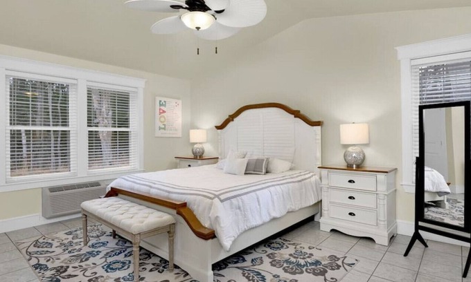 Edgecomb Apartamento | Luxury On The Water in Mid-Coast Maine
