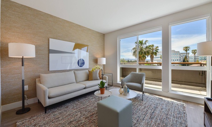 Mountain View Apartamento | Luxury One Bedroom with Full-Service Amenities