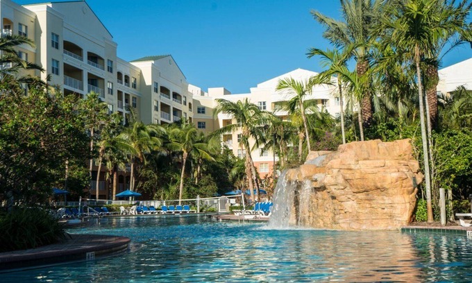 Weston Complejo | Luxury One Bedroom and One Bathroom Unit with Full Amenities