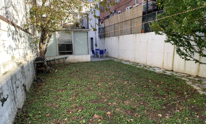 Flatlands Casa | Luxury One bedroom with private garden