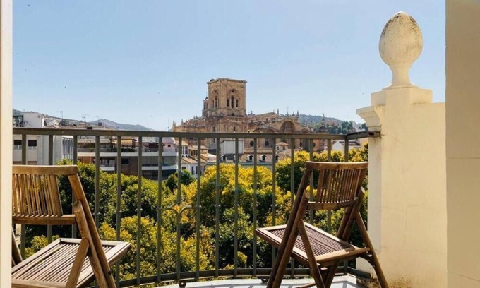 Centro - Sagrario Apartamento | Ático de lujo. ¡Vistas, terraza y piscina!