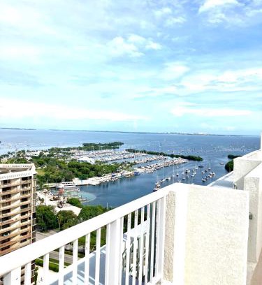 Coconut Grove Apartamento | Luxury Penthouse with Private Rooftop Terrace in Coconut Grove Hotel