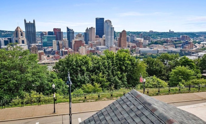 Mount Washington Casa | Luxury Pittsburgh Home with Incredible View