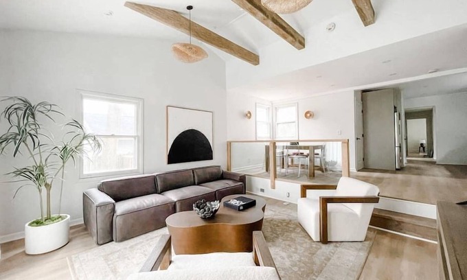 Pittsford Casa | *Luxury Pittsford Village 3Br at the Demler House*