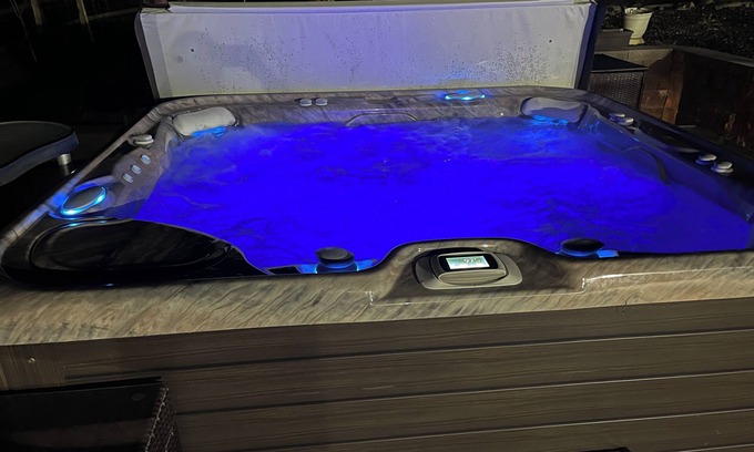 East Stroudsburg Casa | Luxury Poconos retreat with hot tub, sauna, fire pit & patio