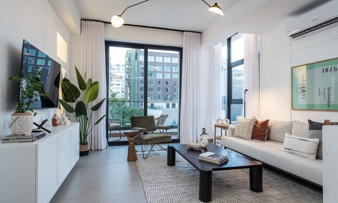 Lope De Vega Condominio | 4guests* luxury*pool*view in exclusive Piantini!
