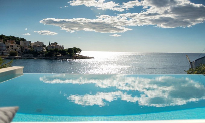 Primosten Burnji Villa | Luxury Primosten Villa | 5 Bedrooms | Villa Magistrala Seafront | Private Beach Area & Amazing Sea Views