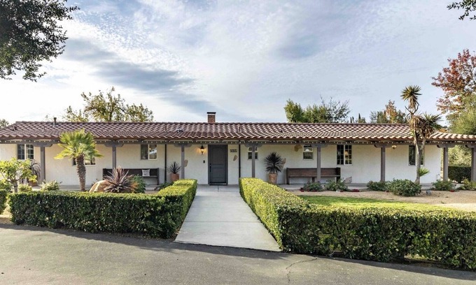 Paso Robles Casa | Luxury Private Vineyard Ranch /hot Tub/bocce Ball