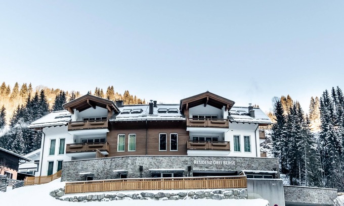 Viehhofen Apartamento | Luxury property with almost a ski-in/ski-out location