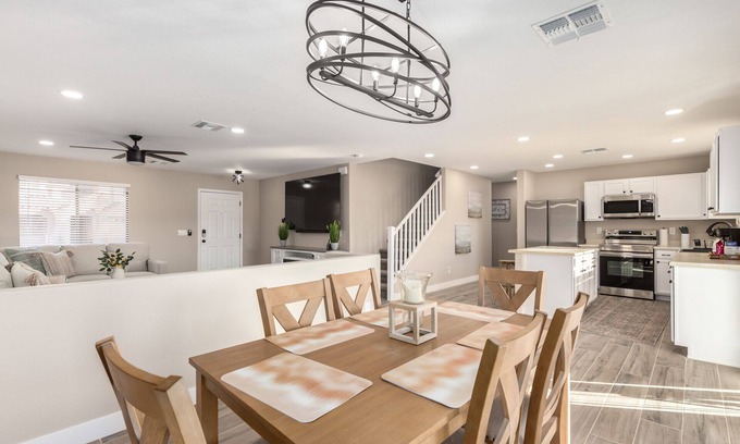 Sheely Farms Casa | ¡Vacaciones con estilo en este retiro 5 estrellas renovado cerca de Phoenix!