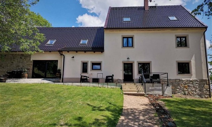 Libesice Casa | Luxury renovated barns with private wellness
