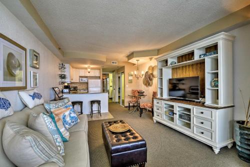 Ortona Park Apartamento | Luxury Resort Condo with Pool Access on Daytona Beach