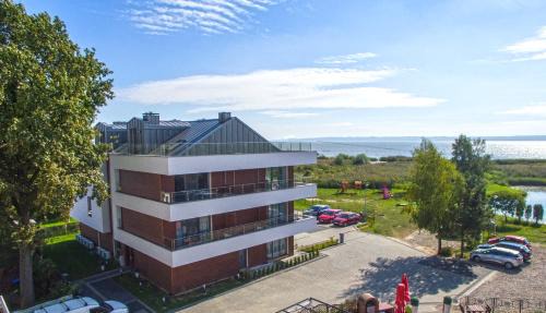 Krynica Morska Apartamento | Luxury Resort Krynica -Apartamenty No 1 with swimming pool