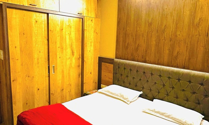 Jaipur District Hotel | Solminica-101