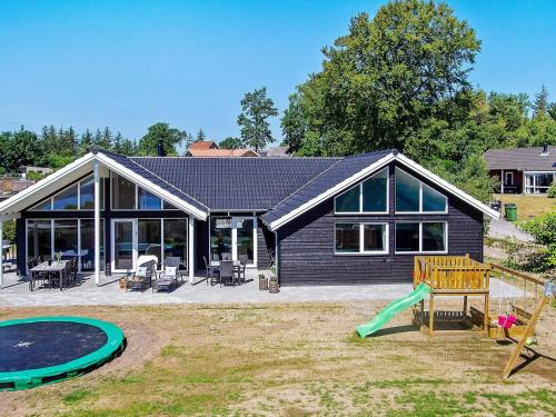 Hvidbjerg Strand Casa | Luxury Retreat by Hvidbjerg Beach - By Traum Ferienwohnungen