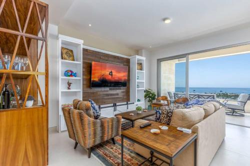 El Tezal Casa | Luxury Retreat in Cabo Infinity Pool Vista Vela