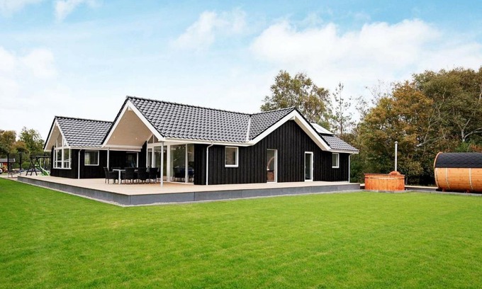 Reersø Casa | Luxury Retreat with Pool - By Traum Ferienwohnungen