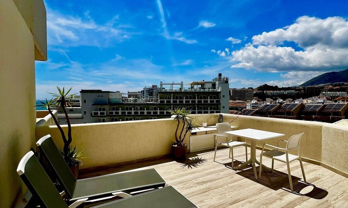 Benalmadena Costa Apartamento | Apartamento Deluxe con Vistas al Mar y 2 Terrazas