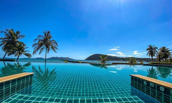 Bang Bao Bay Apartamento | Lujoso ático con impresionantes vistas al mar y piscina infinita en Tranquility Bay