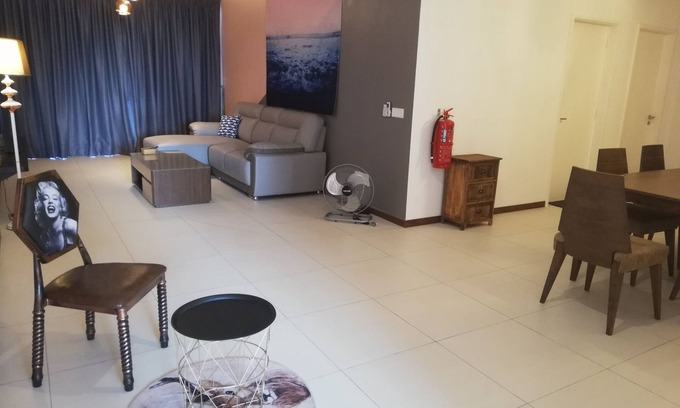 Seri Tanjung Pinang Apartamento | Casa de familia de lujo Seaview Landmark @ Gurney Penang Island