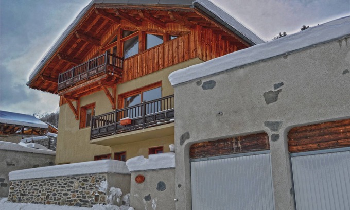 La Plagne-Tarentaise Chalet De Esquí | Lujo auto atendido Alpine Chalet, Capacidad 10 (4 hab) en el corazón de Paradiski