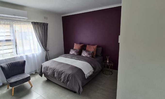 Umtata Apartamento | Luxury Self-Catering Bachelor Apartment