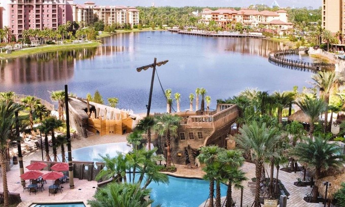 Lake Buena Vista Complejo | Luxury, Space, and Non-Stop Fun Near Disney World- Wyn. Bonnet Creek- 4 Bd. Pres