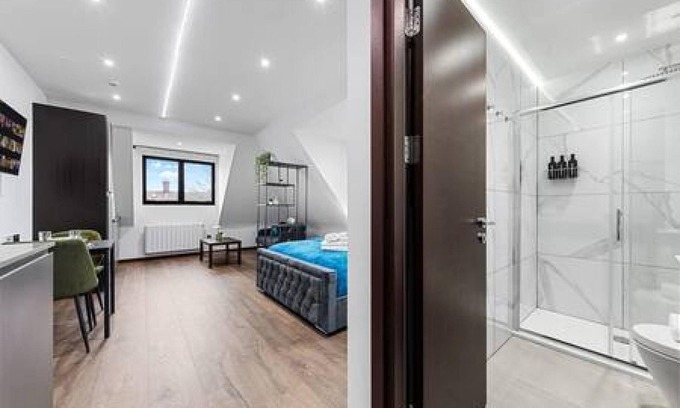 Golders Green Apartamento | Luxury Spacious 2 Person Suite in North London