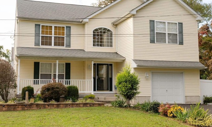West Bristol Casa | Luxury Spacious Bancroft 5bed 2.5bath Oasis