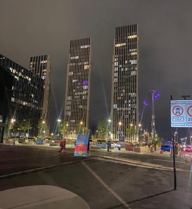 Peninsula Apartamento | Luxury stay near O2 and canary wharf