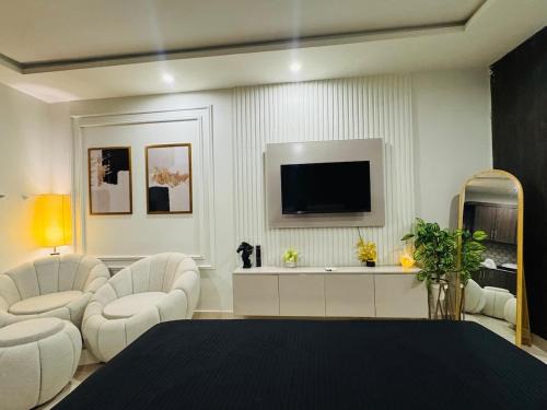 Fatehjang Apartamento | Luxury studio apartment near Islamabad Airport