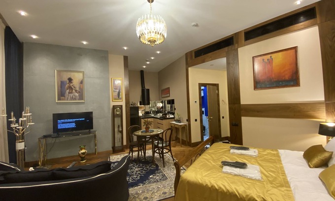 Vake Apartamento | Luxury Studio @ Axis Towers in Heart of Tbilisi