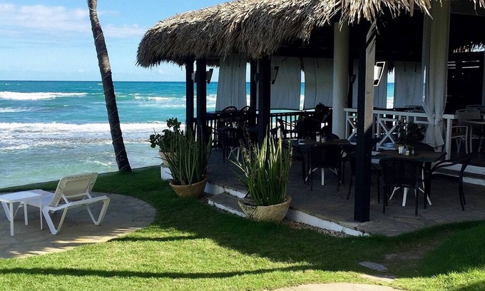 Cabarete Apartamento | Luxury studio in gated beachfront resort, steps from shops and restaurants/bars