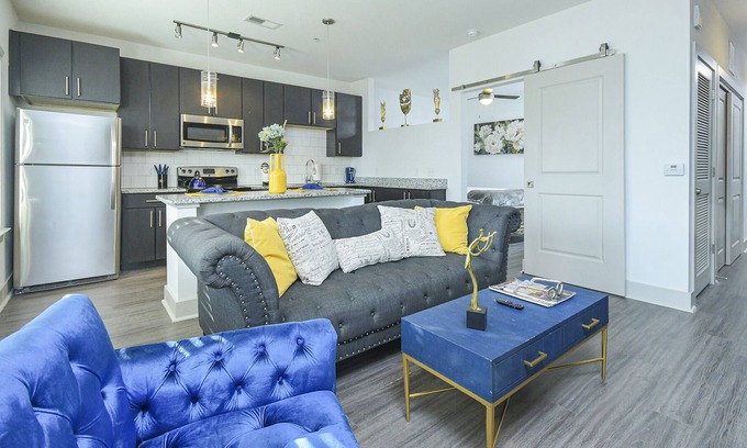 Loring Heights Apartamento | Luxury Suite | West Midtown | Free Parking
