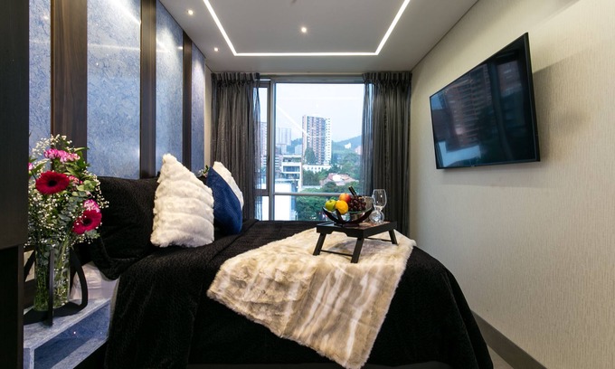 Lalinde Hotel | Suite de lujo con jacuzzi doble