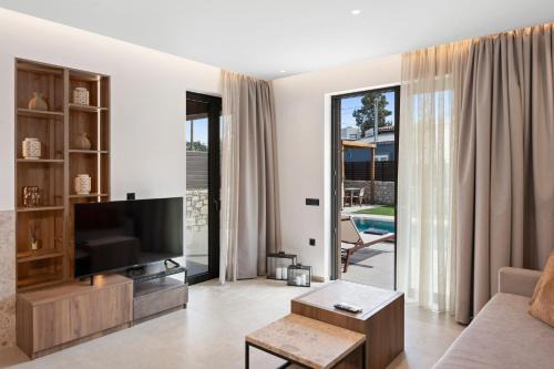 Ano Kalesia Apartamento | Luxury Suites with private pool and BBQ by Kalles Homes & Suites