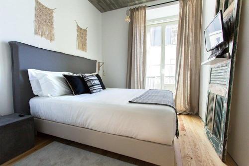Chiado Apartamento | Luxury T.M. Flat With a View