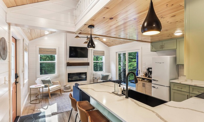 Luray Casa | Luxury Tiny Home - Shenandoah - Concierge Services