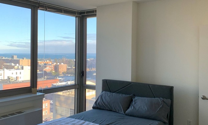 New Rochelle Apartamento | Luxury Tower Apartment
