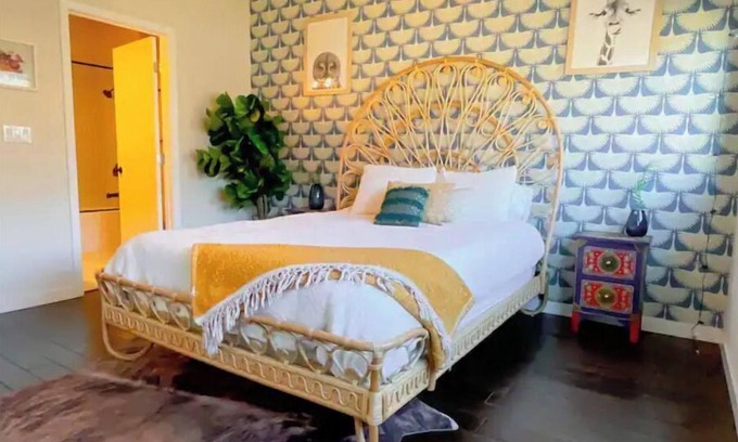 Prescott Casa | Luxury Tri Level Townhome w/ 2 Master Suites