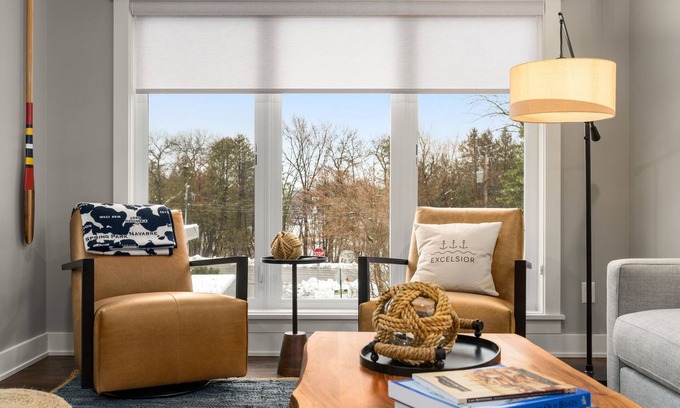 Excelsior Casa | Luxury Urban Getaway - Walk to the lake & downtown Excelsior
