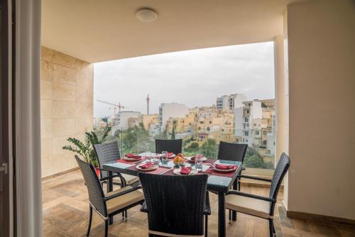 Ta' Giorni Apartamento | Luxury Valley View St Julians