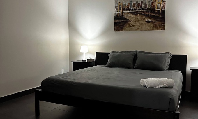 Vancouver South Apartamento | Luxury Vancouver Suite: Near YVR & Downtown